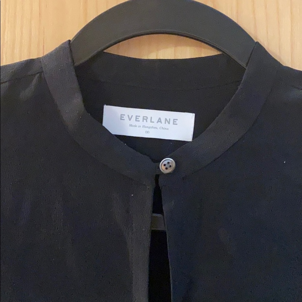 EVERLANE Black Silk Key Hole Top - LIKE NEW